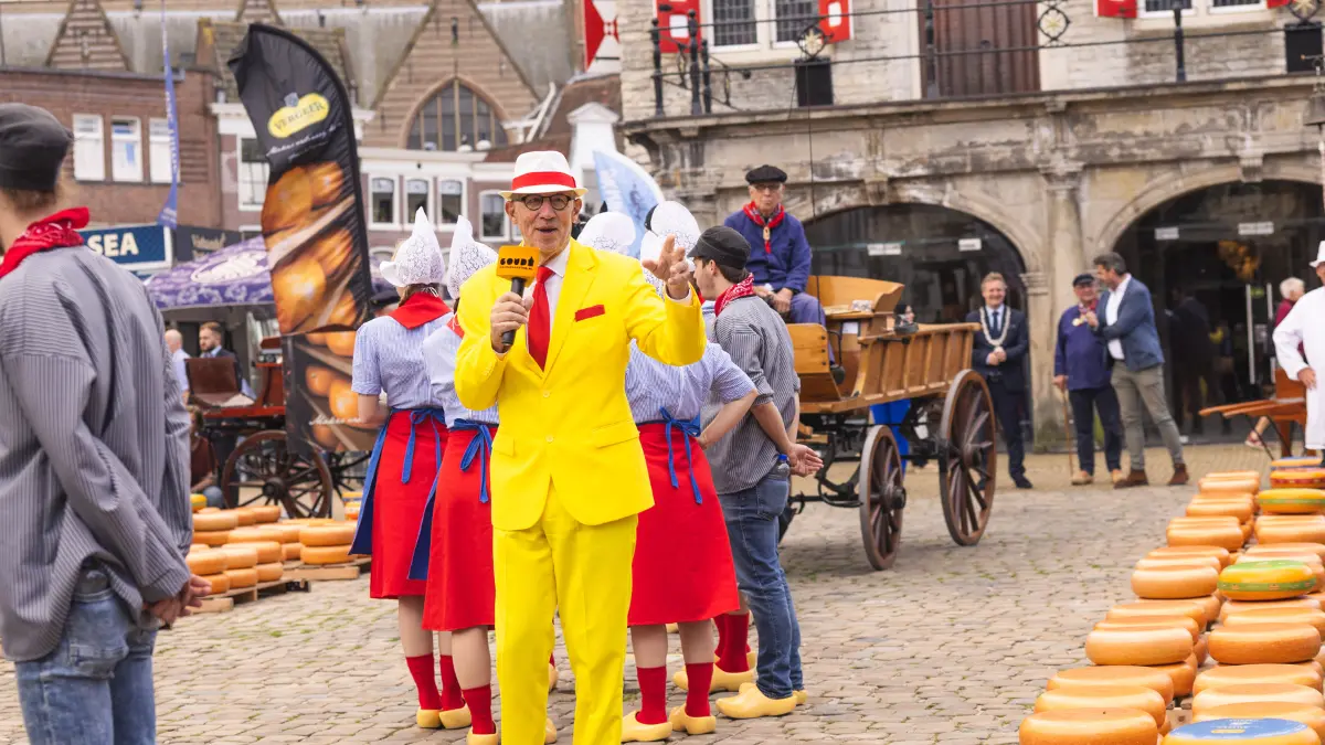 Cheese market 1200x675 03