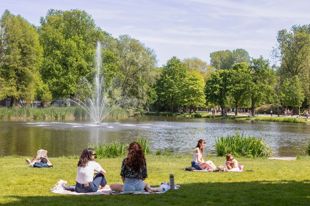 vondelpark in amsterdam