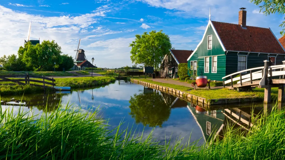 zaanse-windmill-1